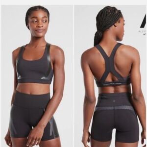 Allyson Felix x Athleta black Ultimate Legend Sports Bra medium